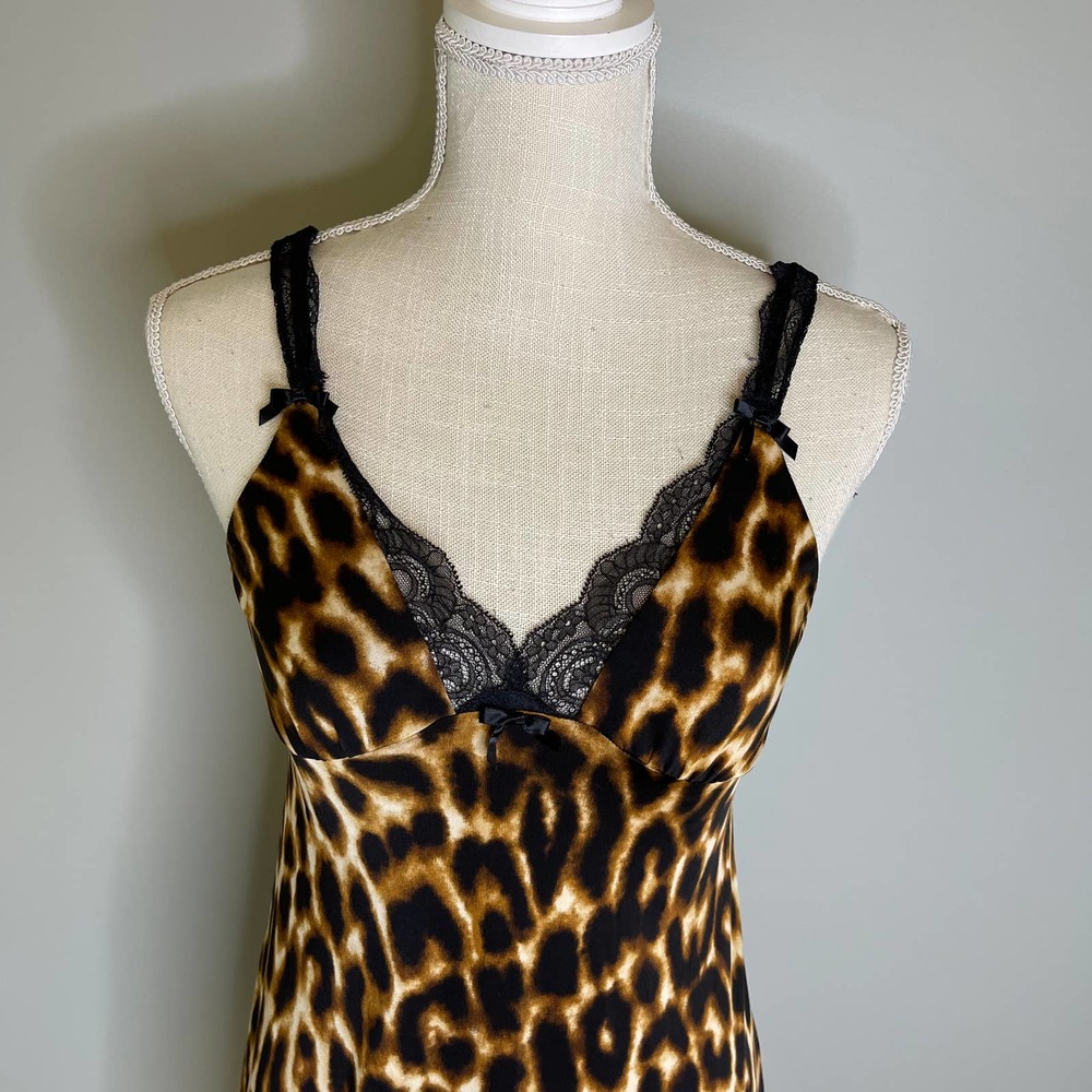 Betsey Johnson Women's Intimate Animal Print Chemise Gown, S - Picture 3 of 9